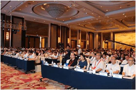 揚(yáng)帆海口 北汽車(chē)咖與市政府簽署數(shù)億級(jí)投資項(xiàng)目，共創(chuàng)數(shù)字文創(chuàng)產(chǎn)業(yè)新未來(lái)